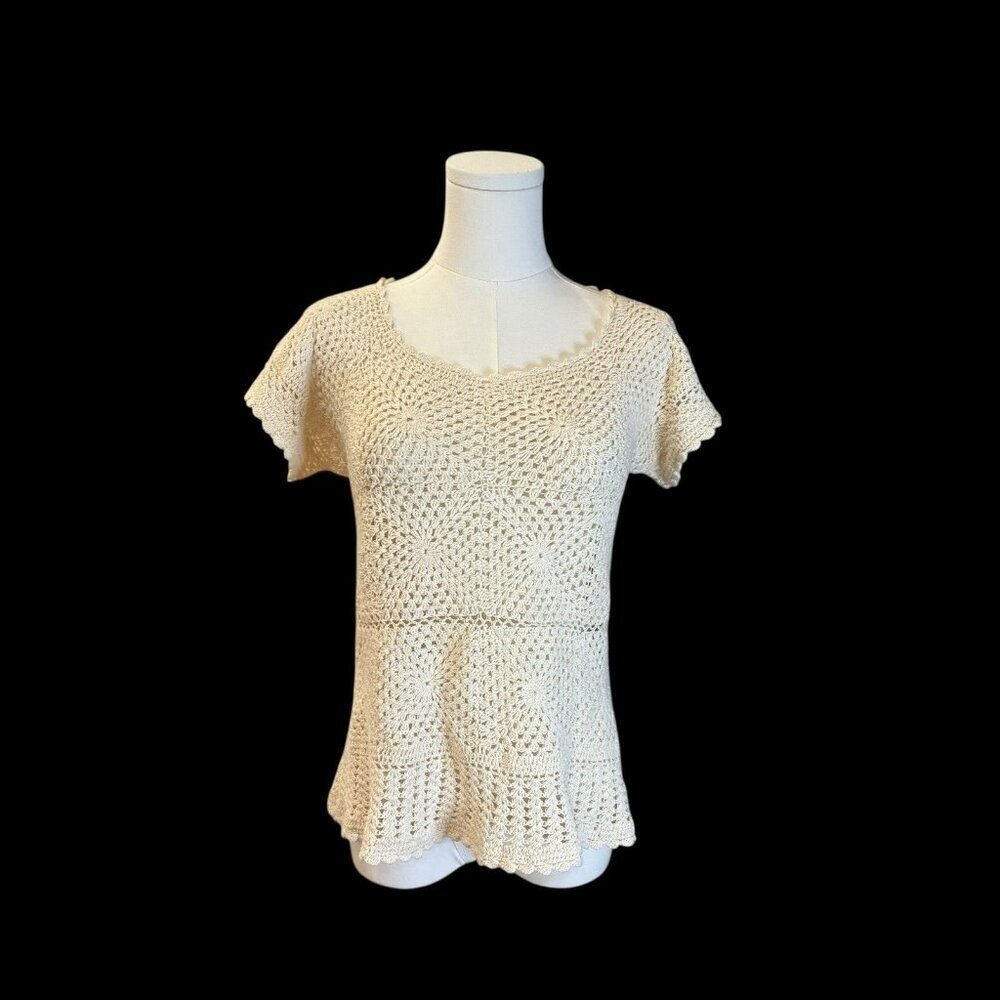 Women's XS / SM Hand Knit Ivory Off-White Beachy Festival Casual Bohemian Top